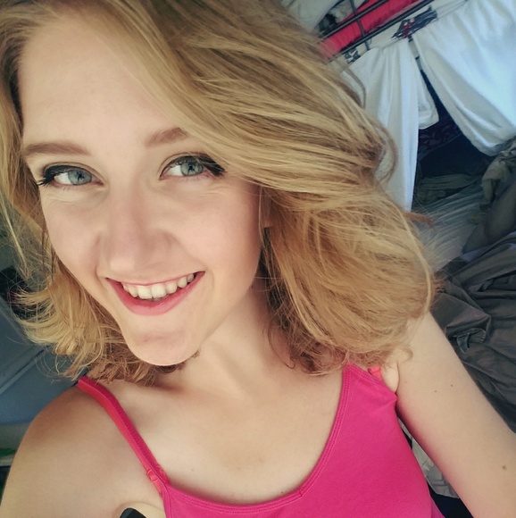 Meet the Posher 🦄 - Picture 1 of 1